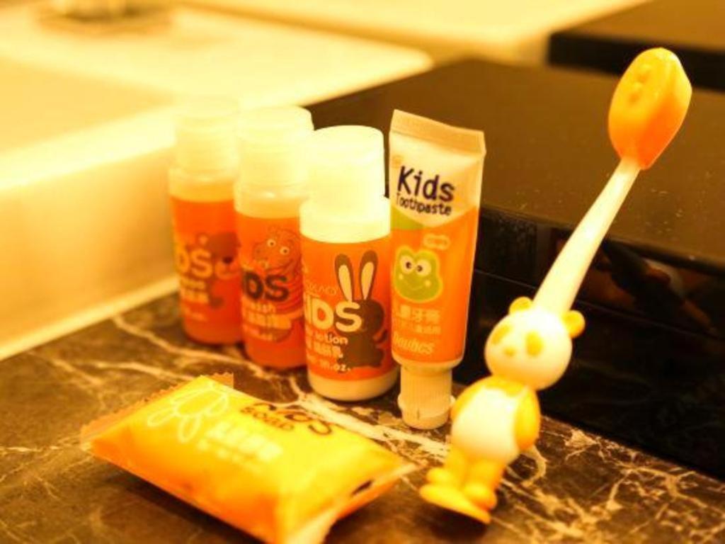 New World Guiyang Hotel Esterno foto